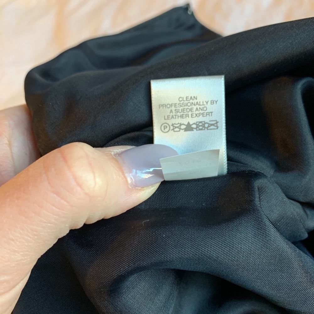 DKNY Suede skirt - Picture 6 of 6